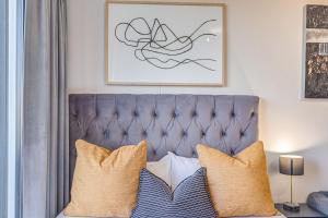 One Rosebank - Khanyi hideout