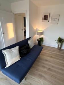 1 Great for Contractors - 2BR Flat Near Harlow Station