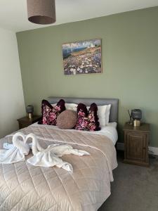 3 Perfect Stay in Harlow 2 Bedrooms, Top Location