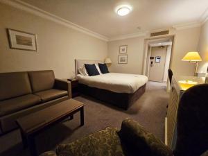 Dancenter Boutique Luxury Gatwick Airport