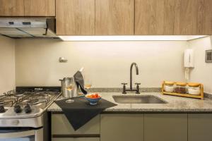 Vive con confort, diseño y balcón