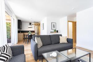 Home2Book Relaxing Getaway with Terrace & Pool