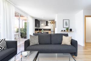 Home2Book Relaxing Getaway with Terrace & Pool