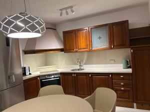 Bianco Deluxe Apartment