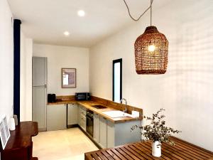 Travel Habitat Playa del Cabanyal