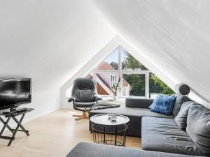 Apartment Rosabel - 1km from the sea by Interhome