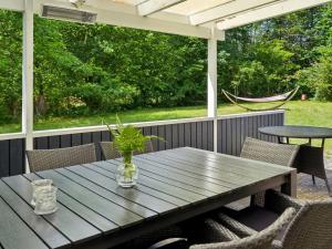 Holiday Home Ingebrit - 7km from the sea by Interhome