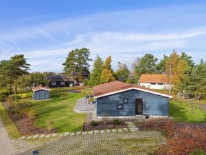 Holiday Home Liesel - 700m from the sea by Interhome