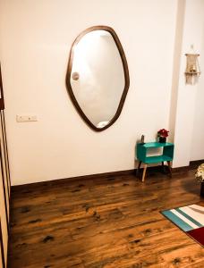 SUPER Luxury 6BHK For BIG Groups Nr Whitetown and Beach SYMPHONY