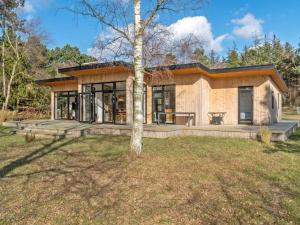 Holiday Home Sune - 175m from the sea by Interhome