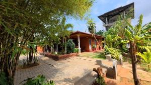 Meegahapokuna Resort