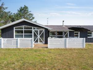 Holiday Home Ingebore - 700m from the sea by Interhome