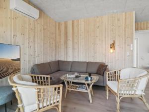Holiday Home Filip - 1-2km from the sea by Interhome