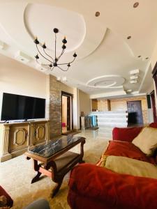 Luxurious Duplex, 5K Premium Housing!