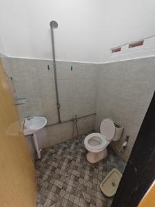 FAMILYs ROOM