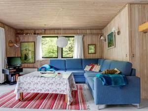 Holiday Home Matild - 800m from the sea by Interhome