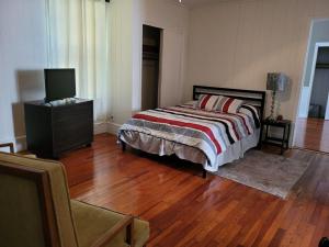 Hannah House South Cozy country living near the city