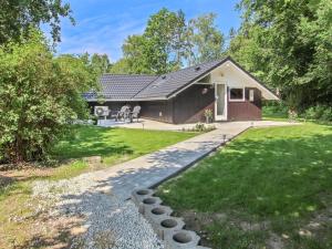 Holiday Home Arnsten by Interhome