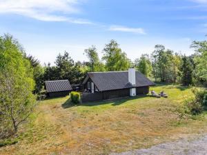 Holiday Home Irlin - 600m from the sea by Interhome