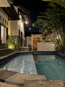 San Villa Canggu - Serene Tropical Villa 3BR - Near Batu Bolong