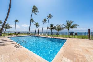 Oceanfront Gr. Floor Central AC + Steps to Sand
