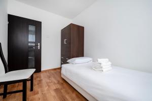 Park Źródliska Spacious Apartment by BookingHost