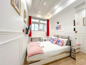 Urban Flat 74 - Disneyland in Paris
