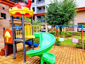 executive three bedroom apartment with swimming pool private parking space ,child play area and amazing scenic views