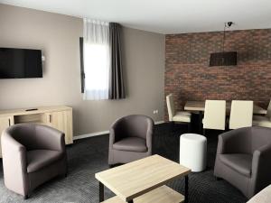 Résidence Le Portillo - Piscine - Studio pour 8 Personnes MAE-5143