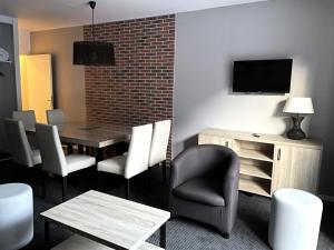 Résidence Le Portillo - Piscine - Studio pour 8 Personnes MAE-5133