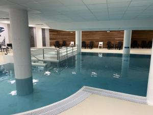 Résidence Le Portillo - Piscine - Studio pour 8 Personnes MAE-5133