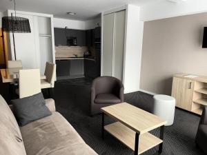 Résidence Le Portillo - Piscine - Studio pour 6 Personnes MAE-5223