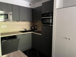 Résidence Le Portillo - Piscine - Studio pour 4 Personnes MAE-5313