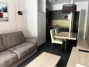 Résidence Le Portillo - Piscine - Studio pour 4 Personnes MAE-5333