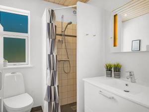 Holiday Home Ahto - 600m to the fjord by Interhome