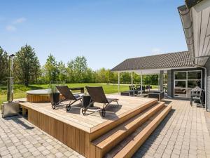 Holiday Home Ahto - 600m to the fjord by Interhome