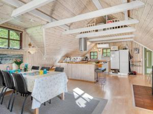 Holiday Home Niesina - 600m to the fjord by Interhome