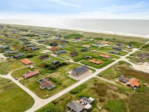 Holiday Home Emppu - 250m from the sea by Interhome