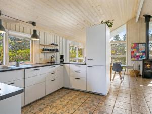 Holiday Home Persa - from the sea by Interhome