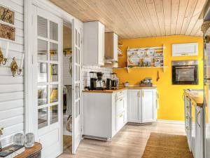 Holiday Home Ellinore - from the sea by Interhome