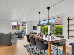 Holiday Home Elika - 1-5km from the sea by Interhome