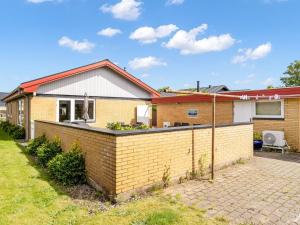 Holiday Home Elika - 1-5km from the sea by Interhome