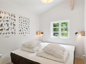 Holiday Home Riana - 700m from the sea by Interhome