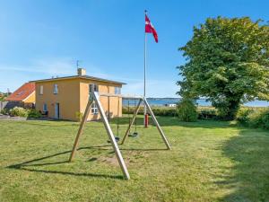 Holiday Home Sira - 25m from the sea by Interhome