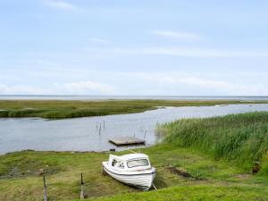 Holiday Home Karlene - 300m from the sea by Interhome