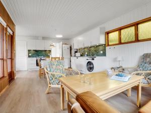 Holiday Home Fulk - 150m from the sea by Interhome