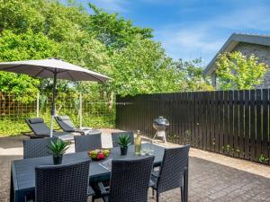 Holiday Home Eino - 150m from the sea by Interhome