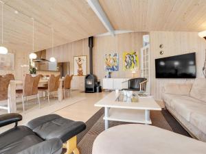 Holiday Home Gudlaug - 1km from the sea by Interhome