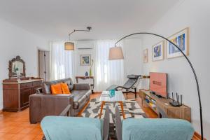 GuestReady – Sunlit Duplex Escape - 3hvězdičkové hotely ve městě Ponta Delgada