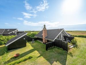 Holiday Home Angelie - 400m from the sea by Interhome